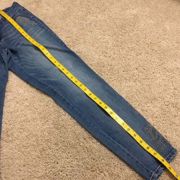 Vintage America Missy Regular Fit Emroidered Denim Blue Jeans - Picture 13 of 15